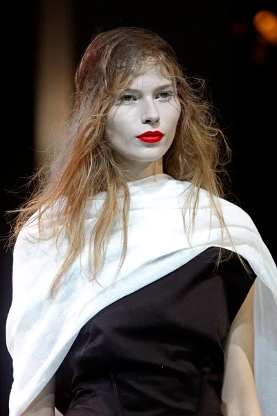 Look 44
